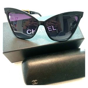 Chanel Polarized Lens Sunglasses